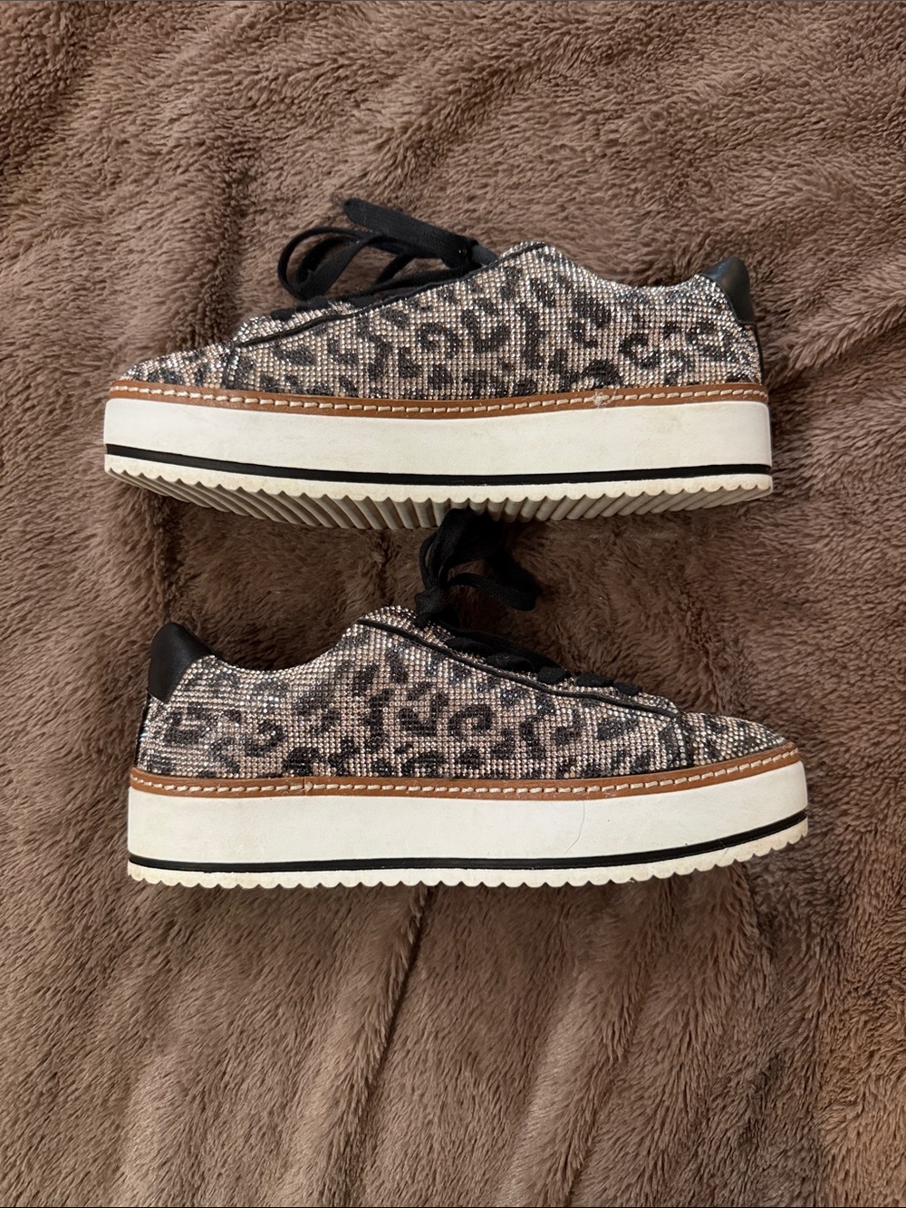 Chelsea & Violet Leopard-Pattern Rhinestone Platform Sneakers - Picture 4 of 7